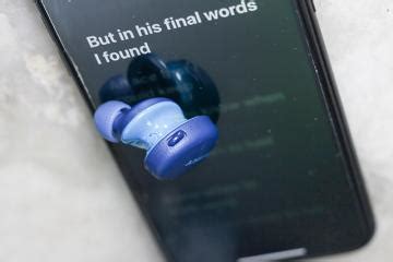 Sony WF-XB700 Review: Great Sound, Weird Design | Beebom