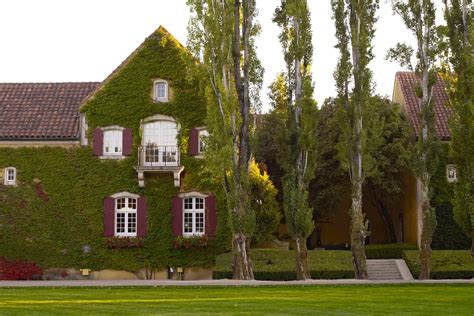 The 10 Most Beautiful Wineries in Sonoma County - WineCountry.com