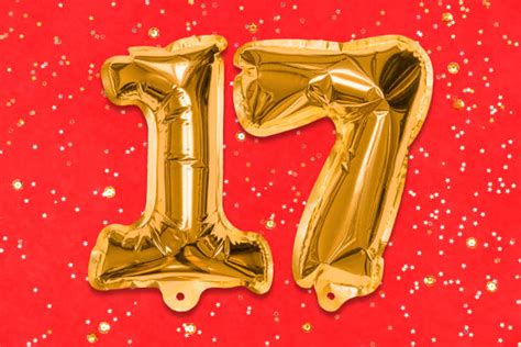 70+ Gold Number 17 Balloon Stock Photos, Pictures & Royalty-Free Images ...