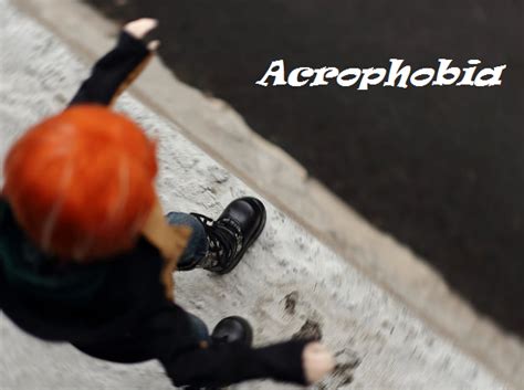 Acrophobia - definition, pronunciation, causes, symptoms, diagnosis, treatments - Drugs Details