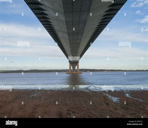 Humber Suspension Bridge, crossing the River Humber Estuary, Between North Lincolnshire and East ...