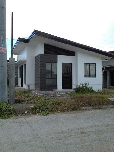 50 Designs of Low-Cost Houses Perfect For Filipino Families | Small house design exterior, Small ...