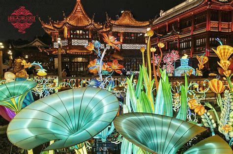 Shanghai Yu Garden Lantern Festival Welcomes New Year 2023