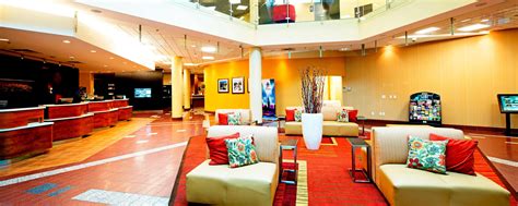 Hotels in Ottawa | Courtyard Ottawa East, Ottawa Hotel