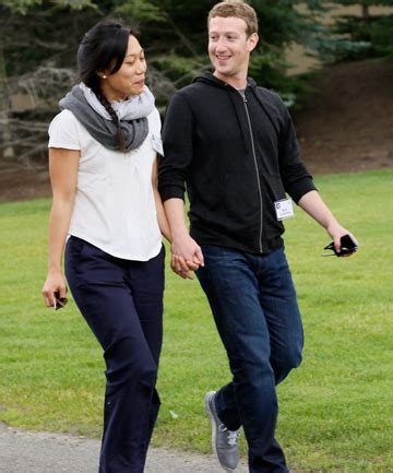 Zuckerberg buys up Palo Alto neighbourhood | Stuff.co.nz