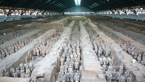 Why Archeologists Are Too Scared To Open The Tomb Of China's First Emperor