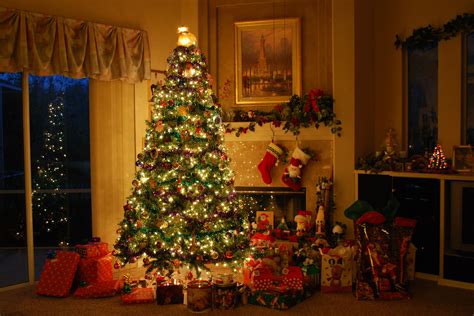 Inside House Christmas Decorating Ideas ~ Grandin Grandinroad Cordless ...