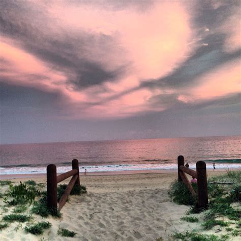 Wollongong Beach | Wollongong, Australia travel, Beach