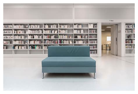 Silence in the Library IV | Christoph Wenzel | Flickr