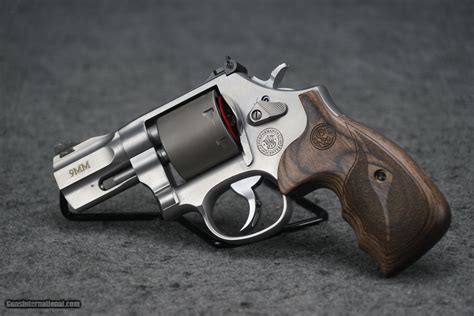 Smith & Wesson 986 Performance Center 9mm 2.5" Barrel