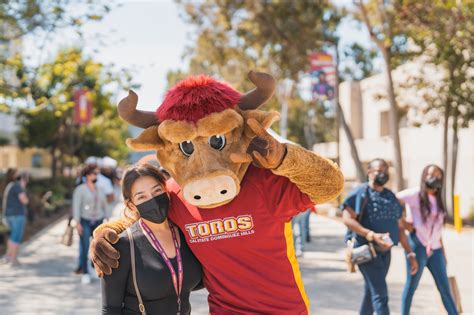 Fall 2022 Prospective Students Get Big Toro Welcome During Admit Day – CSUDH News