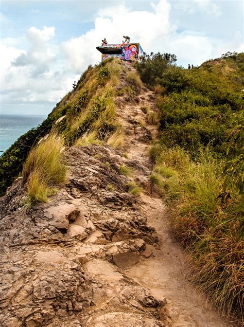 Lanikai Pillbox Hike // A Short & Steep Oahu Hike with an Incredible ...