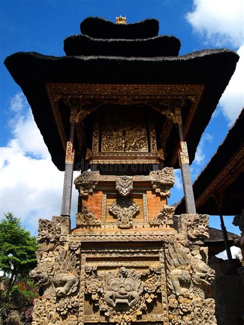 Ancient Shrine, Bali Hindu Temple Stock Image - Image: 41138961