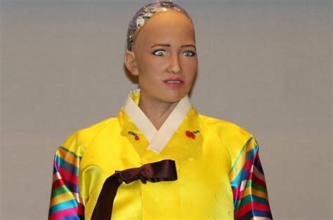 Humanoid robot Sophia delights in South Korea - UPI.com