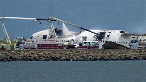 Boeing 777 Crash: 2 Dead, 182 Hurt, Cable News Breaks In – The ...