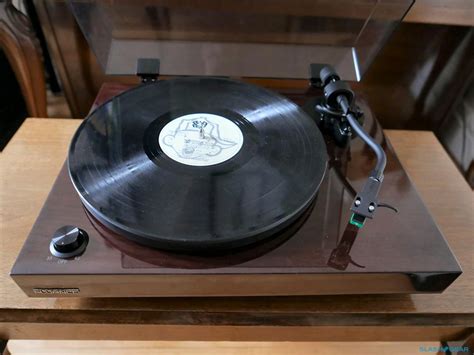 Fluance RT81 Turntable Review – Your retro gateway - SlashGear