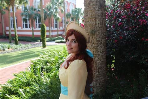 Anastasia (Anastasia) - Other Worlds Cosplay