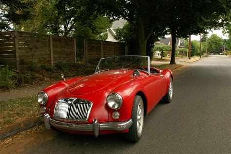 OLD PARKED CARS.: 1960 MG MGA.