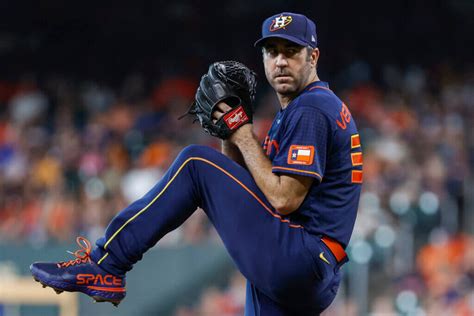 How good are the Astros’ pitchers? None of Houston’s hitters wants to ...