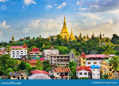 Yangon Myanmar Skyline stock photo. Image of hill, buddhism - 86852304