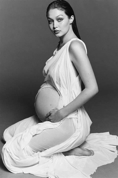 The Story Behind Gigi Hadid’s One-Of-A-Kind Wet-Look Pregnancy Dress ...