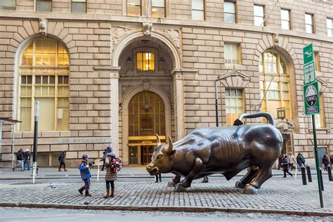 The Bull of Wall Street: the emblem of the stock exchange district