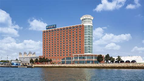 Unique Boston Harbor Hotel | Hyatt Regency Boston Harbor