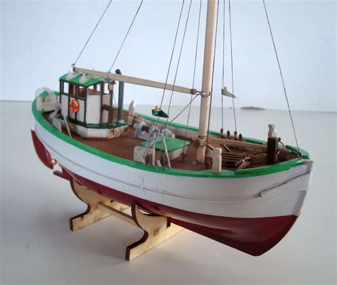 Small Fishing Trawler Svea (Nordic Class Boats 1:55) - Nordic Class Boats