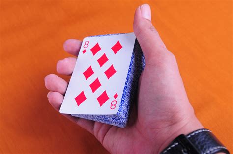7 Ways to Do Easy Card Tricks - wikiHow