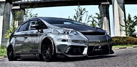 Custom Toyota Prius Looks Ready to Rip the Track - autoevolution