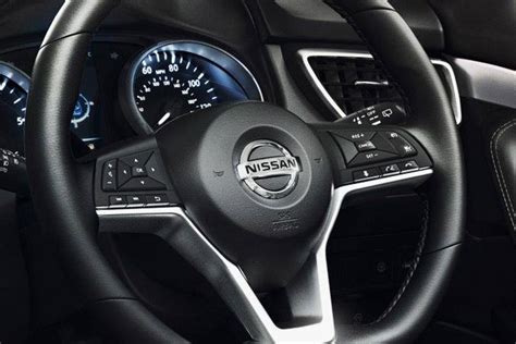 Nissan Qashqai Interior, Exterior Images - Qashqai Photo Gallery | Oto