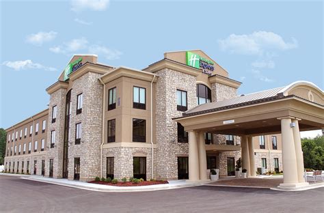 HOLIDAY INN EXPRESS & SUITES PADUCAH WEST, AN IHG HOTEL $142 ($̶1̶6̶1̶ ...