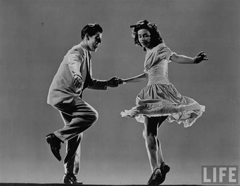 lindy hop - I love all the old dancing styles | Позы тела, Танцевальные ...