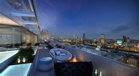 ME London’s Rooftop Terrace Bar | The Strand London| Review | DesignMyNight