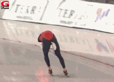 Speed Skaters Crash on Ice | Gifrific