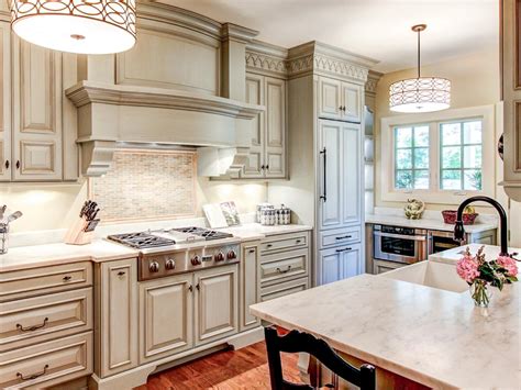 Best Way to Paint Kitchen Cabinets: HGTV Pictures & Ideas | HGTV