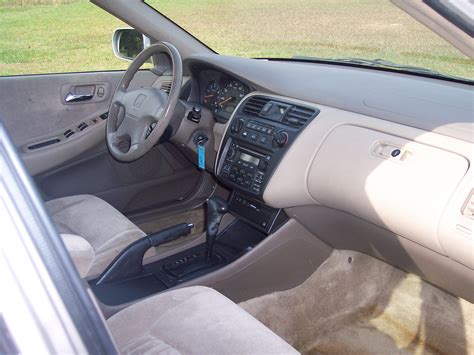 1998 Honda Accord - Interior Pictures - CarGurus