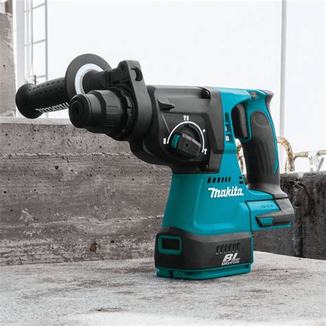 MAKITA Cordless Rotary Hammer, 18.0 V Voltage, 0 to 4700 Blows per Minute, Bare Tool - 40K961 ...