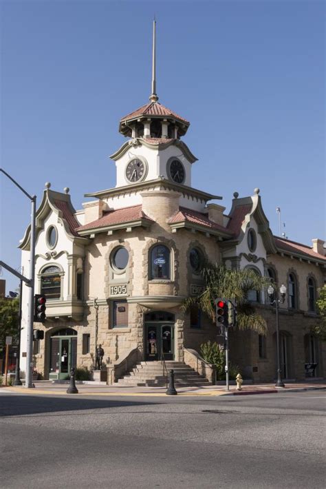 Old City Hall in Gilroy, California, the "Garlic Capital of the World ...