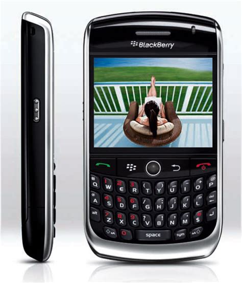 Amazon.com: BlackBerry Curve 8900 Javelin Unlocked Phone with 3.2 MP ...