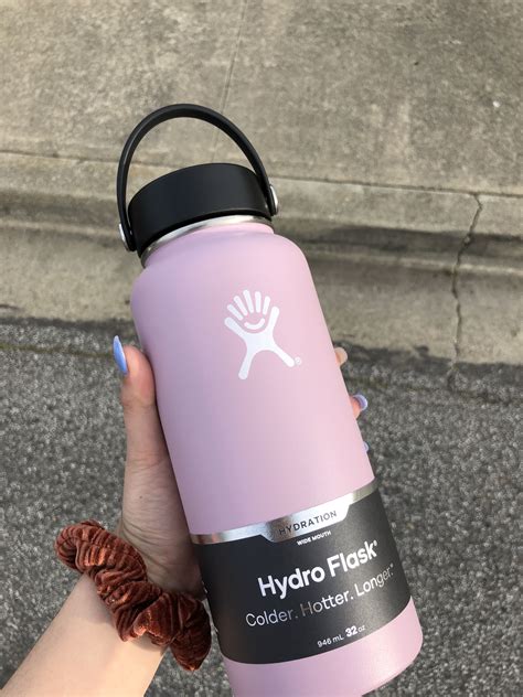 lilac hydro flask | Hydro flask water bottle, Flask, Flask water bottle