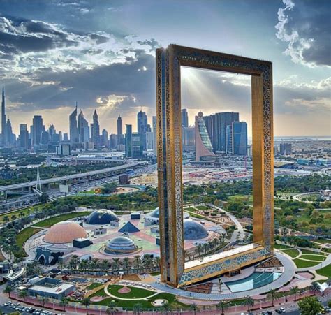 Dubai Frame 2020 - 2021 - Tickets, Highlights, Photos