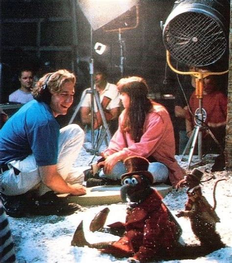 30 Awesome Behind The Scenes Photos From Old Movies | Old movies, Muppet christmas carol, Muppets