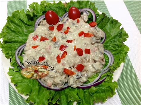 Homemade Smoked Herring Salad Egyptian Food, Herring, Fish Recipes, Salad, Smoke, Homemade ...