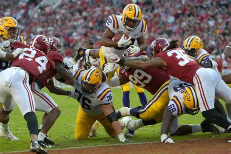 'Forever LSU' fan Bobby Hebert Sr., and former player die from virus