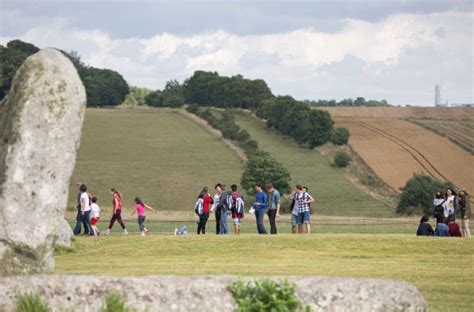 Proposed Highway Tunnel Under Stonehenge Source of Much Controversy | Dusty Old Thing