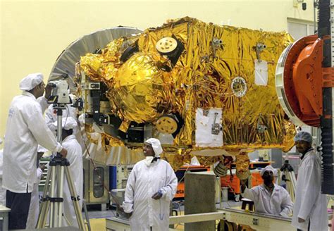 ISRO’s Mars Orbiter Mission Worth Rs 450 Crore Approved, Launch On October 28, 2013. | Indian Nerve