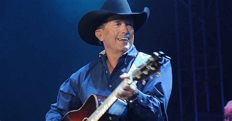 George Strait Announces Stadium Tour for the Summer of 2023