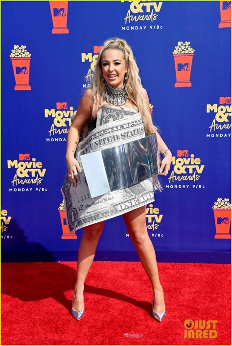 Full Sized Photo of tana mongeau mtv movie tv awards 07 | Tana Mongeau Rocks Dollar Bill Dress ...