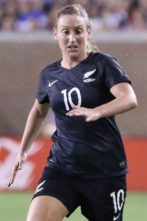 10 Best New Zealand Female Football (Soccer) Players - Discover Walks Blog